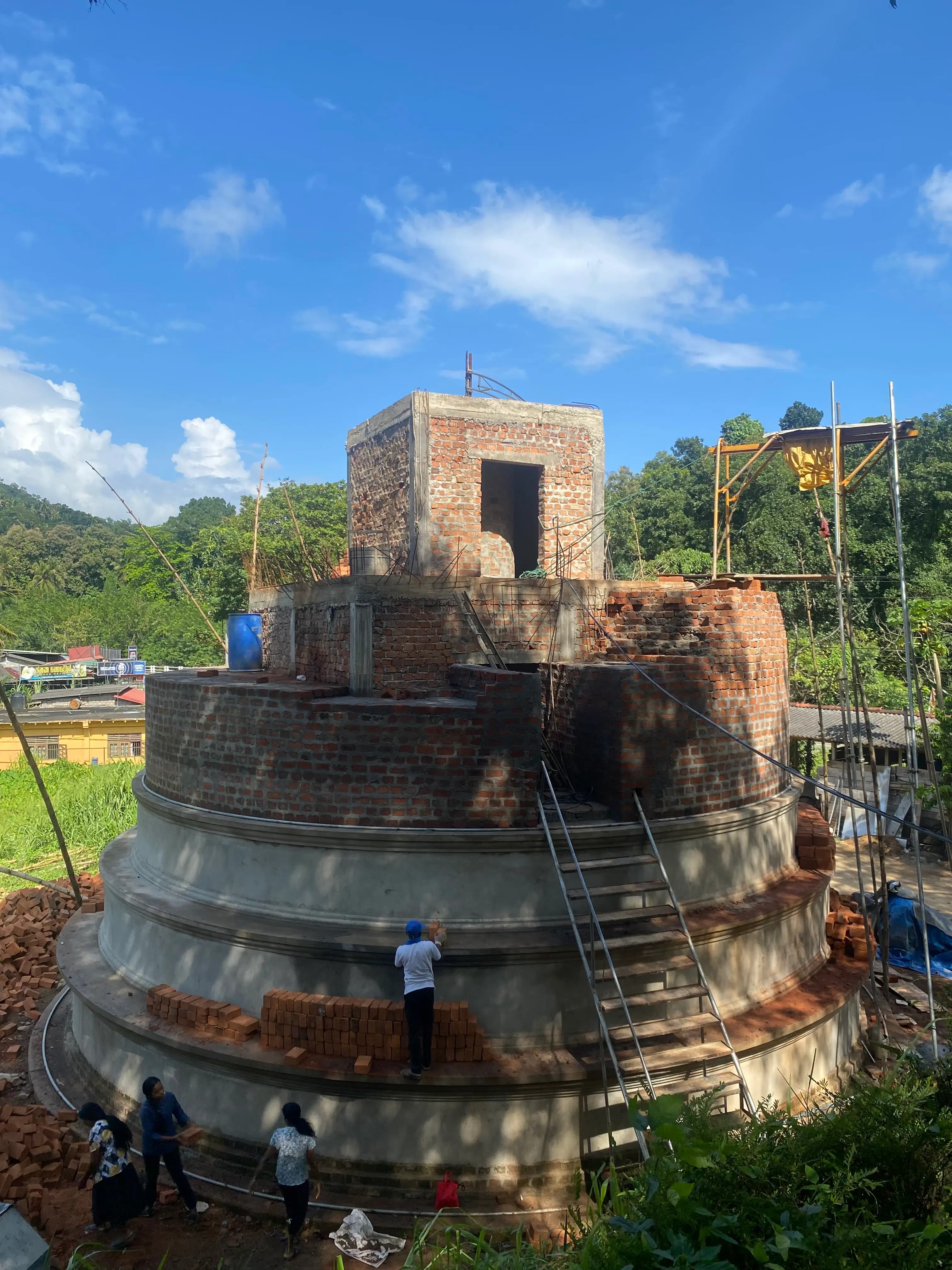 Stupa Construction – Mandalarama Tampita Temple